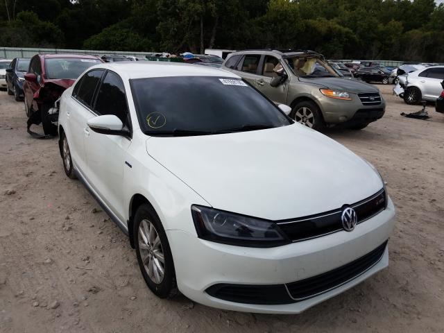 VOLKSWAGEN NULL 2013 3vw637aj0dm318041