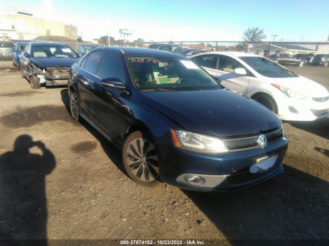 VOLKSWAGEN NULL 2014 3vw637aj1em207662