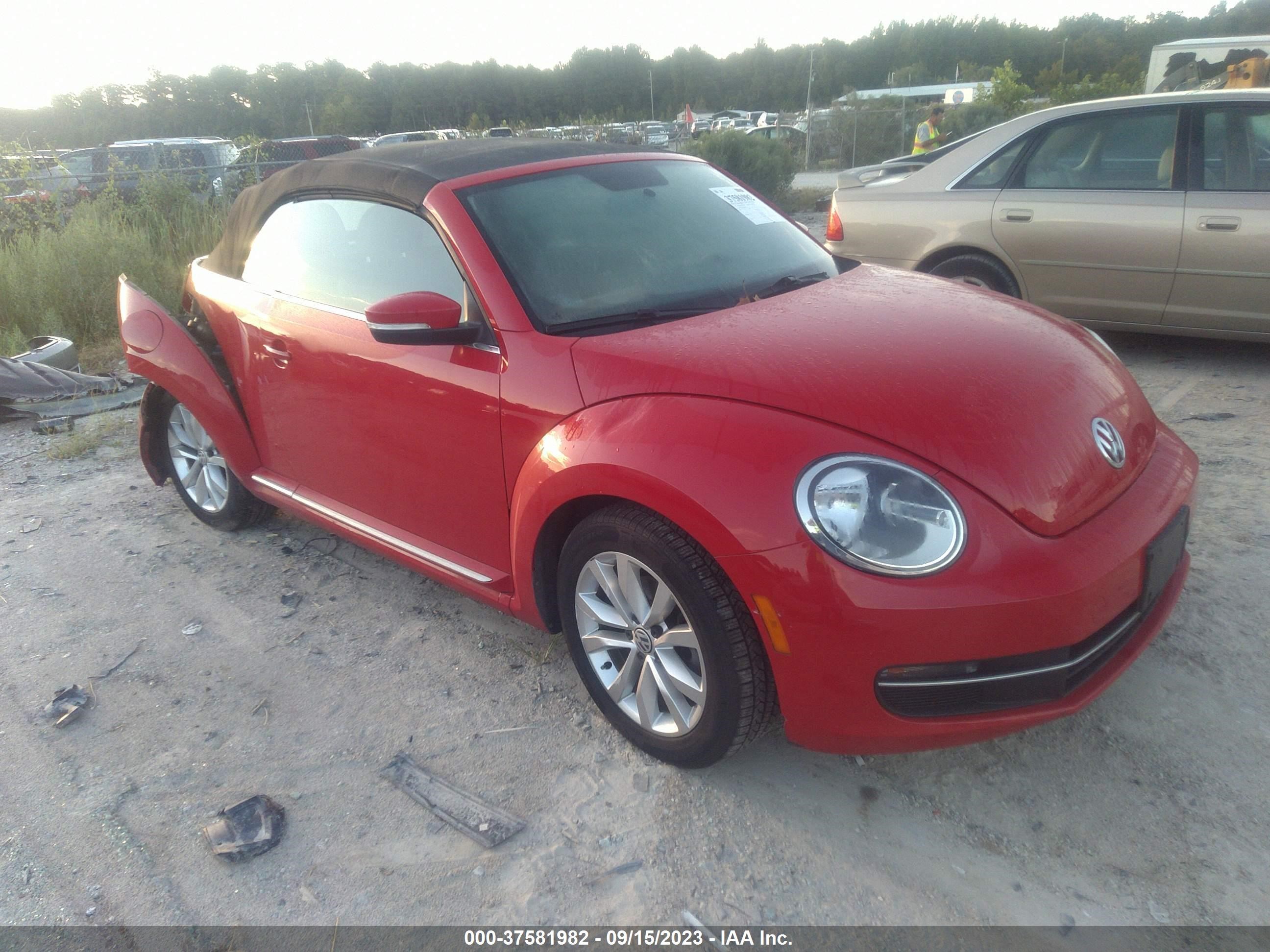 VOLKSWAGEN BEETLE 2013 3vw6l7at4dm816387