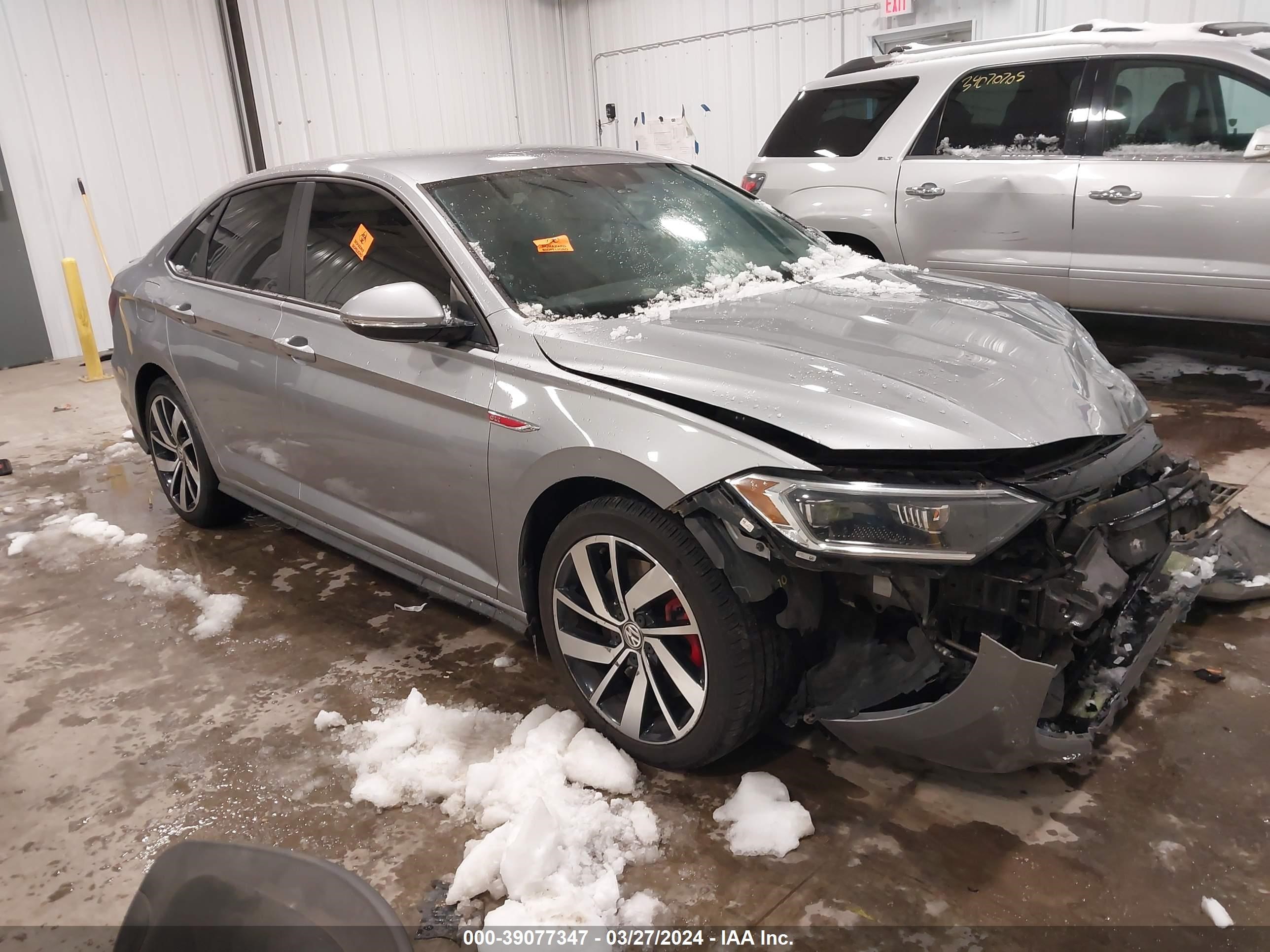 VOLKSWAGEN JETTA 2019 3vw6t7bu4km271148