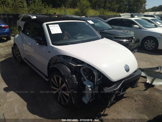 VOLKSWAGEN BEETLE CONVERTIBLE 2014 3vw7s7at0em822048