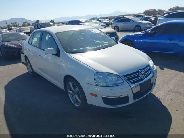 VOLKSWAGEN JETTA SEDAN 2010 3vwaz7aj1am098655