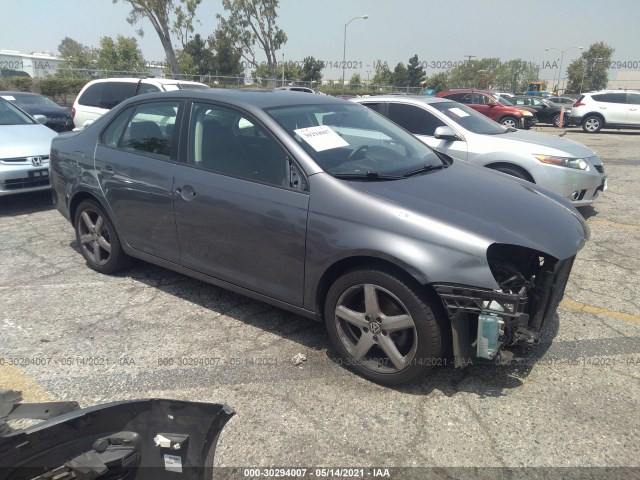 VOLKSWAGEN JETTA SEDAN 2010 3vwaz7aj5am106403