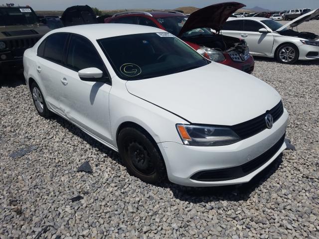 VOLKSWAGEN JETTA SE 2014 3vwb07ajxem440835