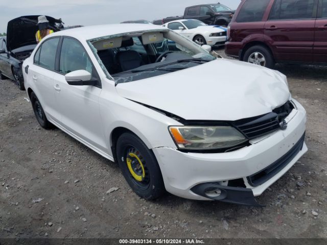 VOLKSWAGEN JETTA 2014 3vwb17aj4em380953