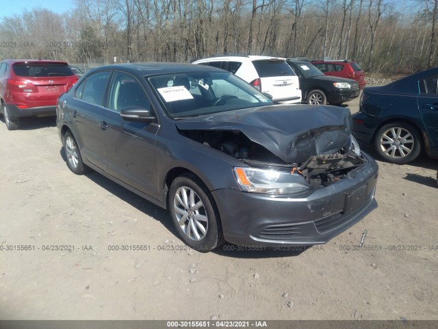 VOLKSWAGEN NULL 2014 3vwb17ajxem434384