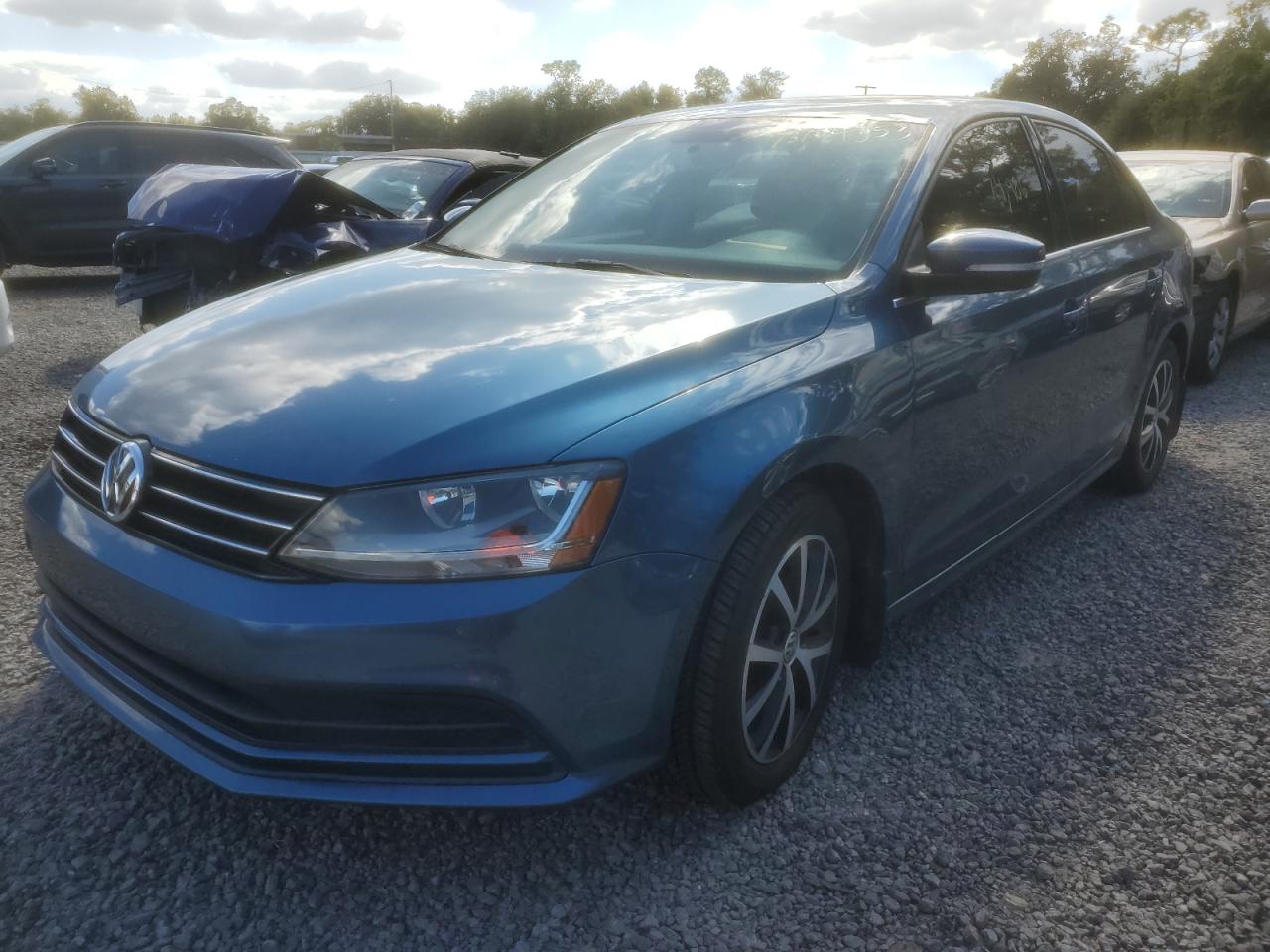 VOLKSWAGEN JETTA 2017 3vwb67aj1hm279407