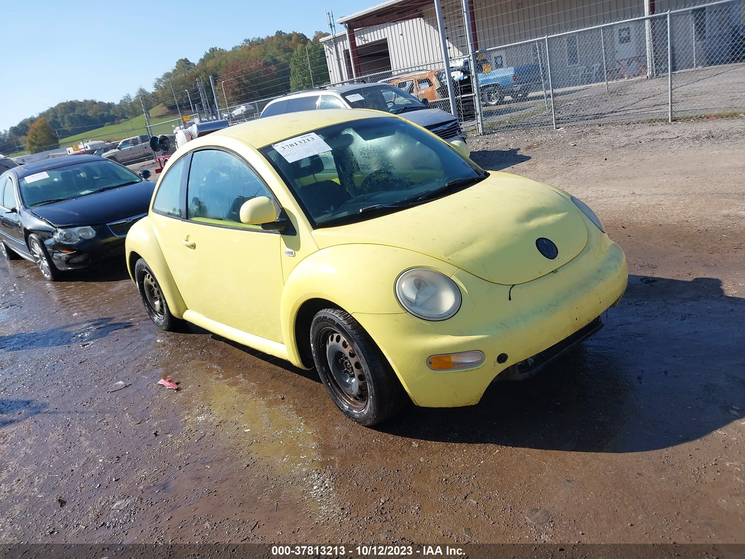 VOLKSWAGEN BEETLE 2000 3vwbc21c2ym434513