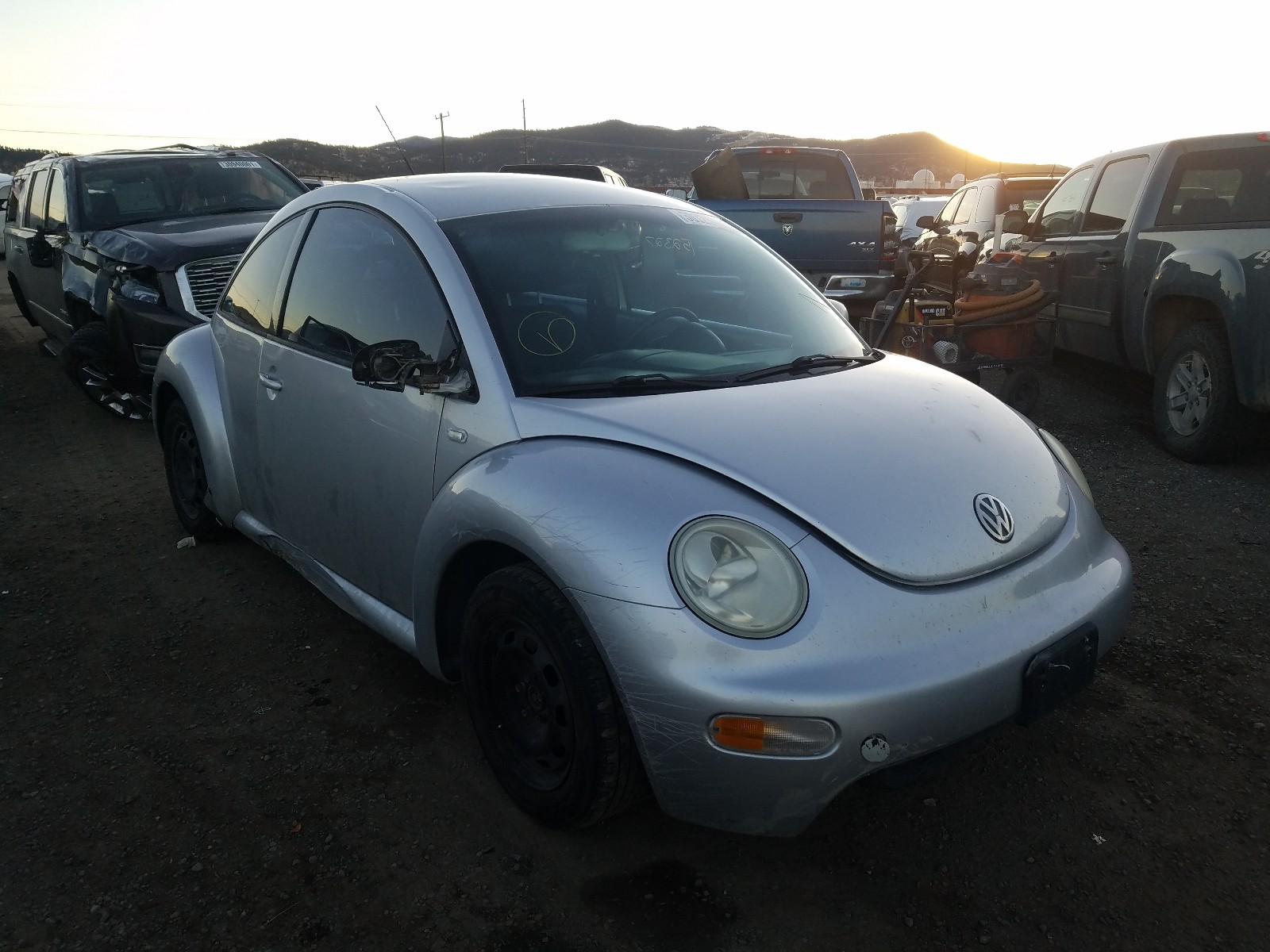 VOLKSWAGEN NEW BEETLE 2001 3vwbk21c41m432075