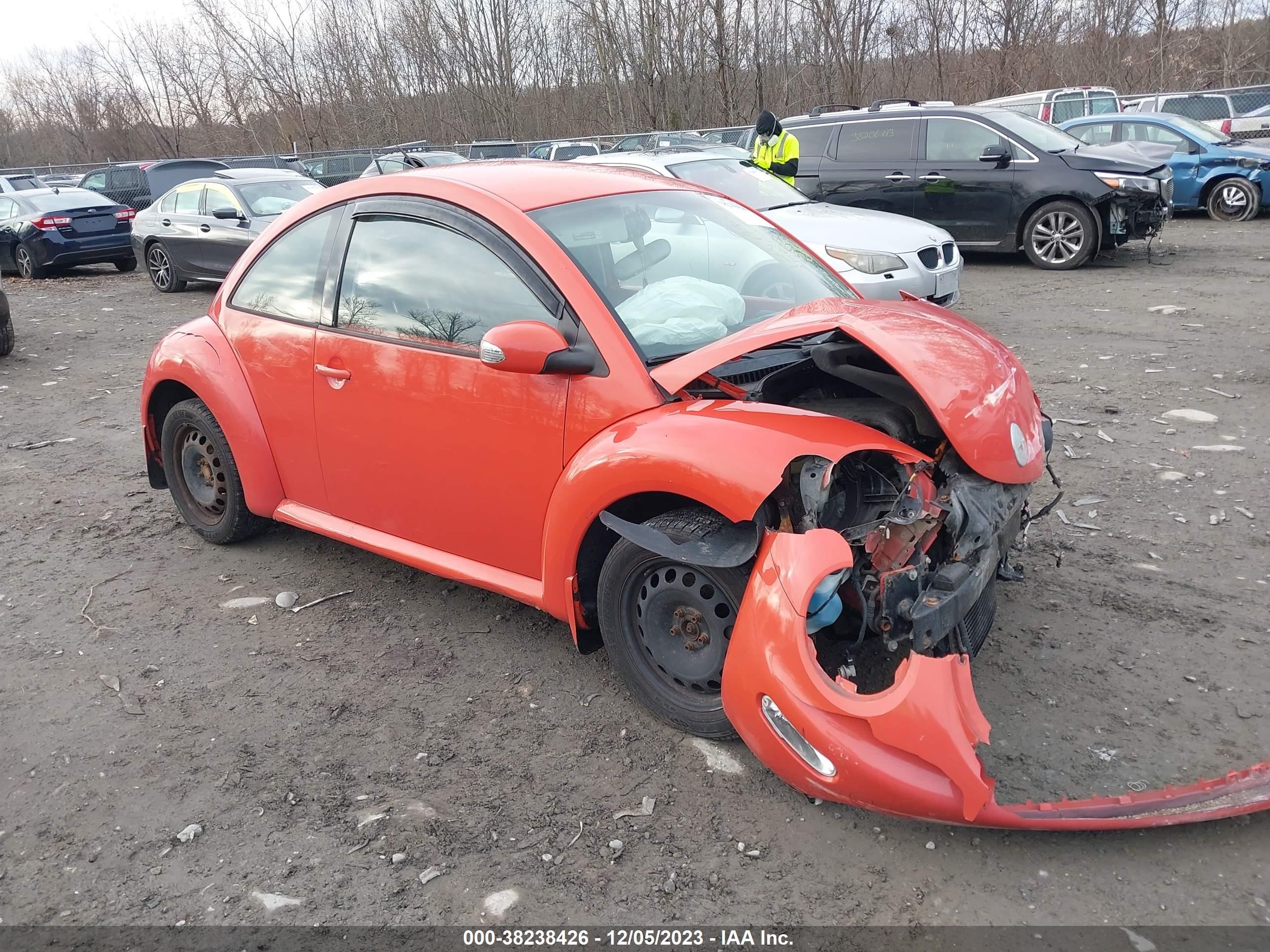 VOLKSWAGEN BEETLE 2003 3vwbk21c43m437845