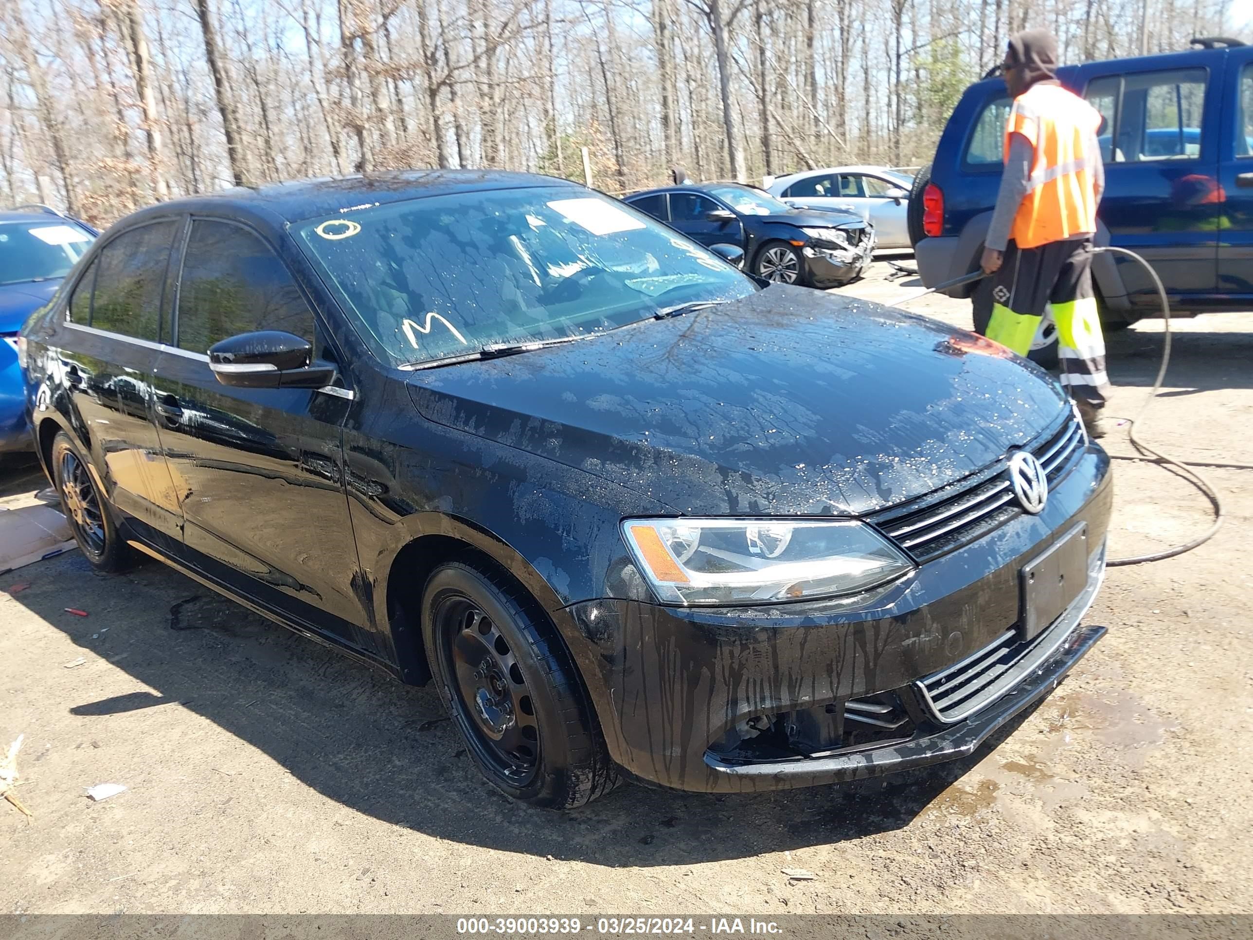 VOLKSWAGEN JETTA 2013 3vwbp7aj7dm399011