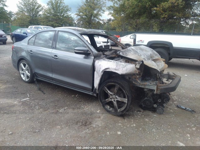 VOLKSWAGEN JETTA SEDAN 2011 3vwbz7aj3bm369771