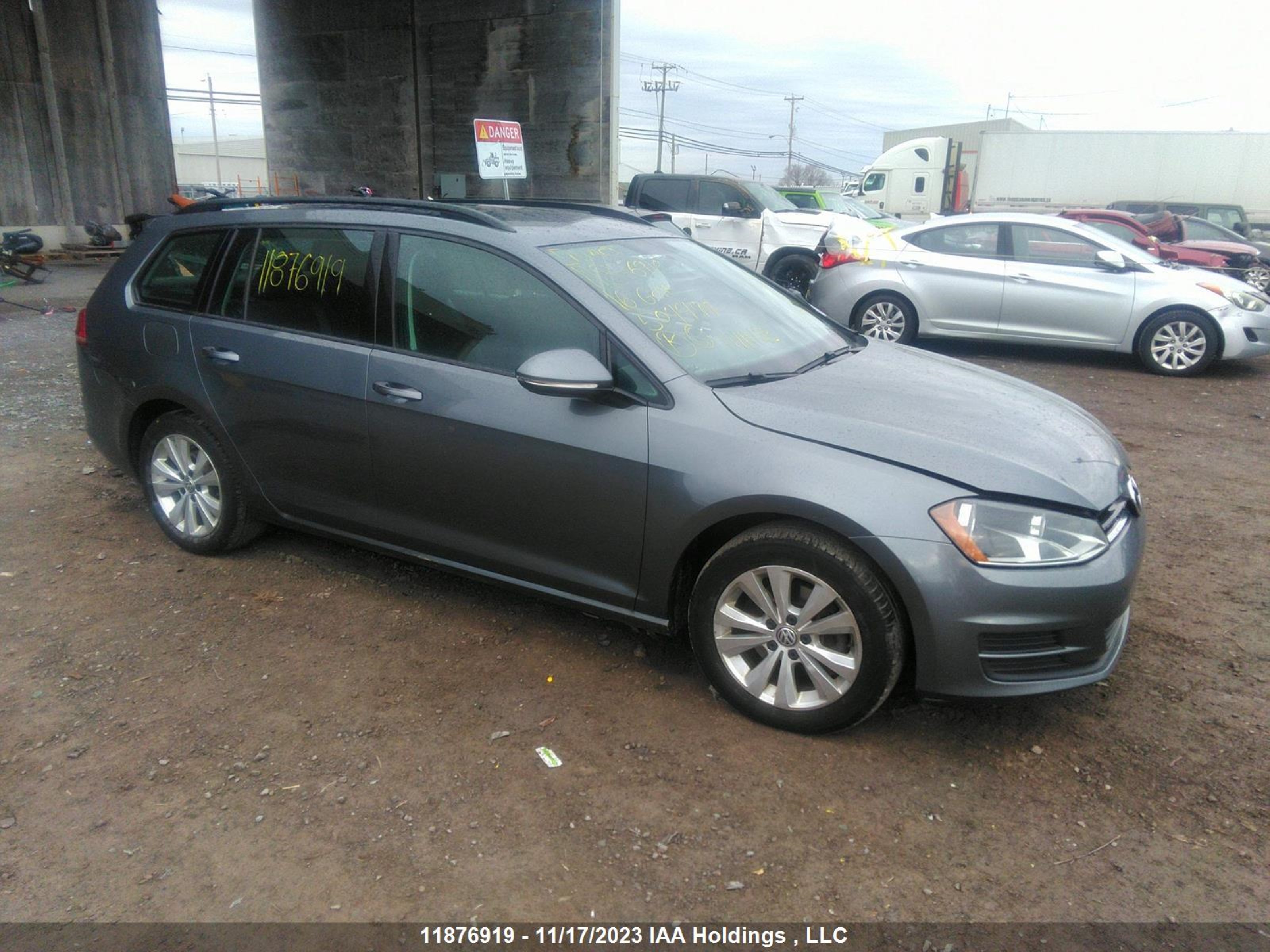 VOLKSWAGEN NULL 2016 3vwc17au3gm504499