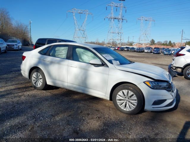 VOLKSWAGEN JETTA 2019 3vwc57bu0km181752