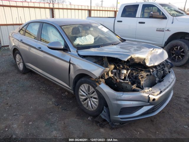 VOLKSWAGEN JETTA 2019 3vwc57bu0km195313