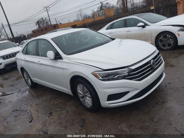 VOLKSWAGEN JETTA 2019 3vwc57bu1km216461