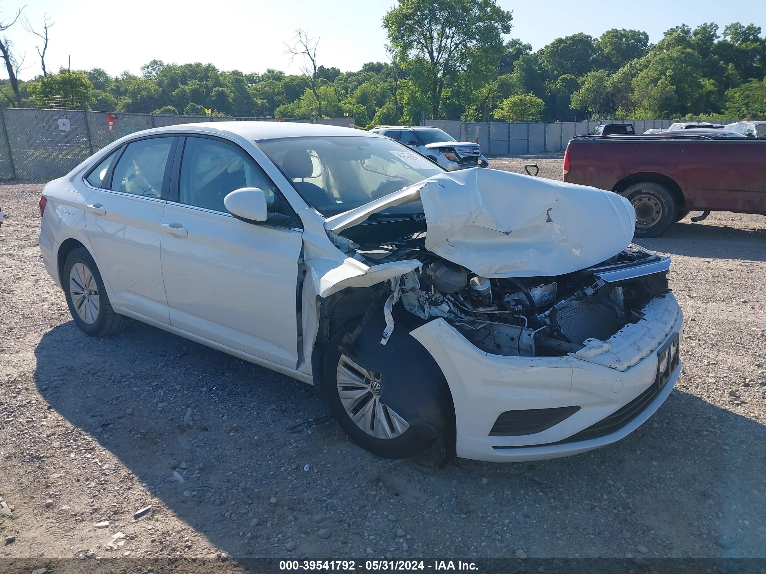 VOLKSWAGEN JETTA 2019 3vwc57bu2km218557