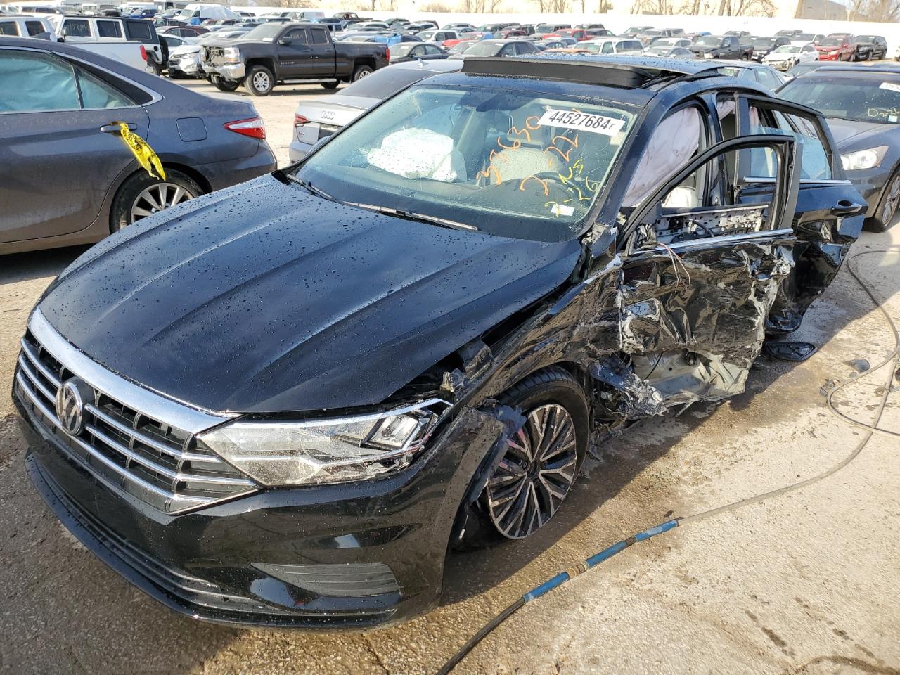 VOLKSWAGEN JETTA 2019 3vwc57bu2km276197