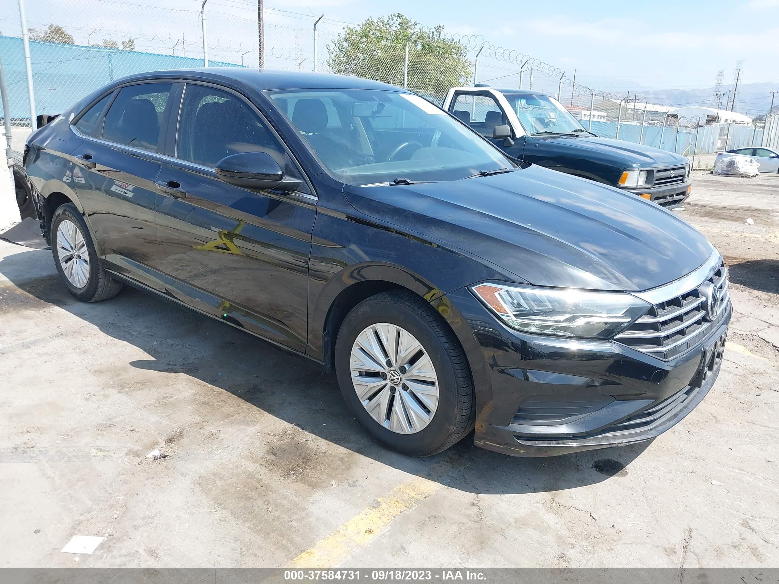 VOLKSWAGEN JETTA 2019 3vwc57bu3km090281