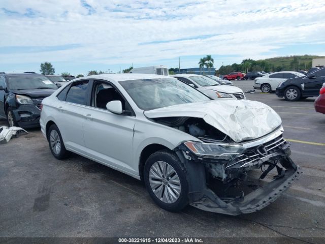 VOLKSWAGEN JETTA 2019 3vwc57bu4km021423