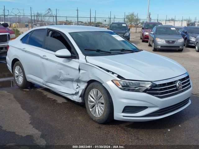 VOLKSWAGEN JETTA 2019 3vwc57bu5km111616