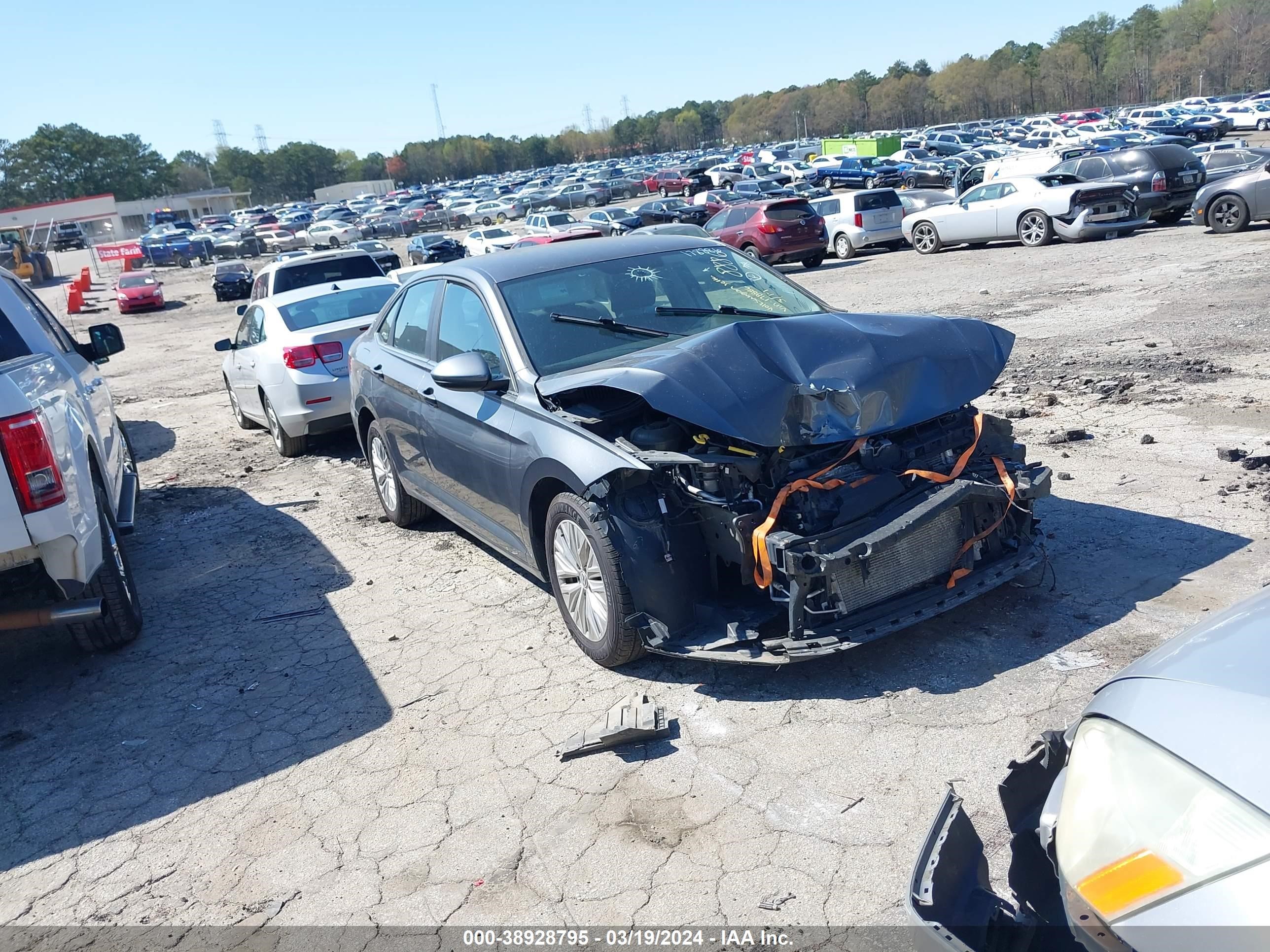 VOLKSWAGEN JETTA 2019 3vwc57bu6km178886