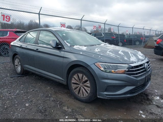 VOLKSWAGEN JETTA 2019 3vwc57bu9km020350