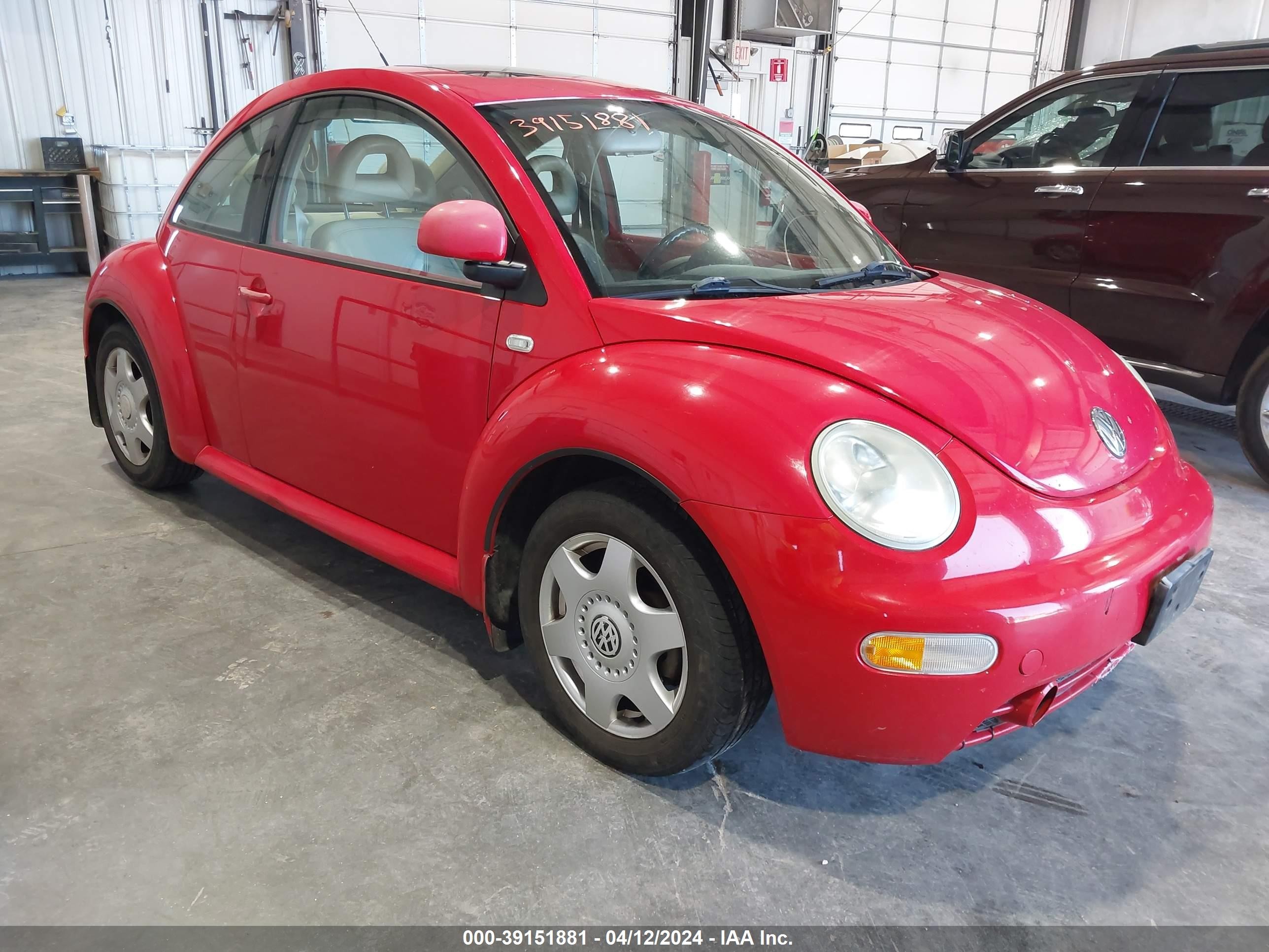 VOLKSWAGEN BEETLE 2000 3vwca21c9ym473626