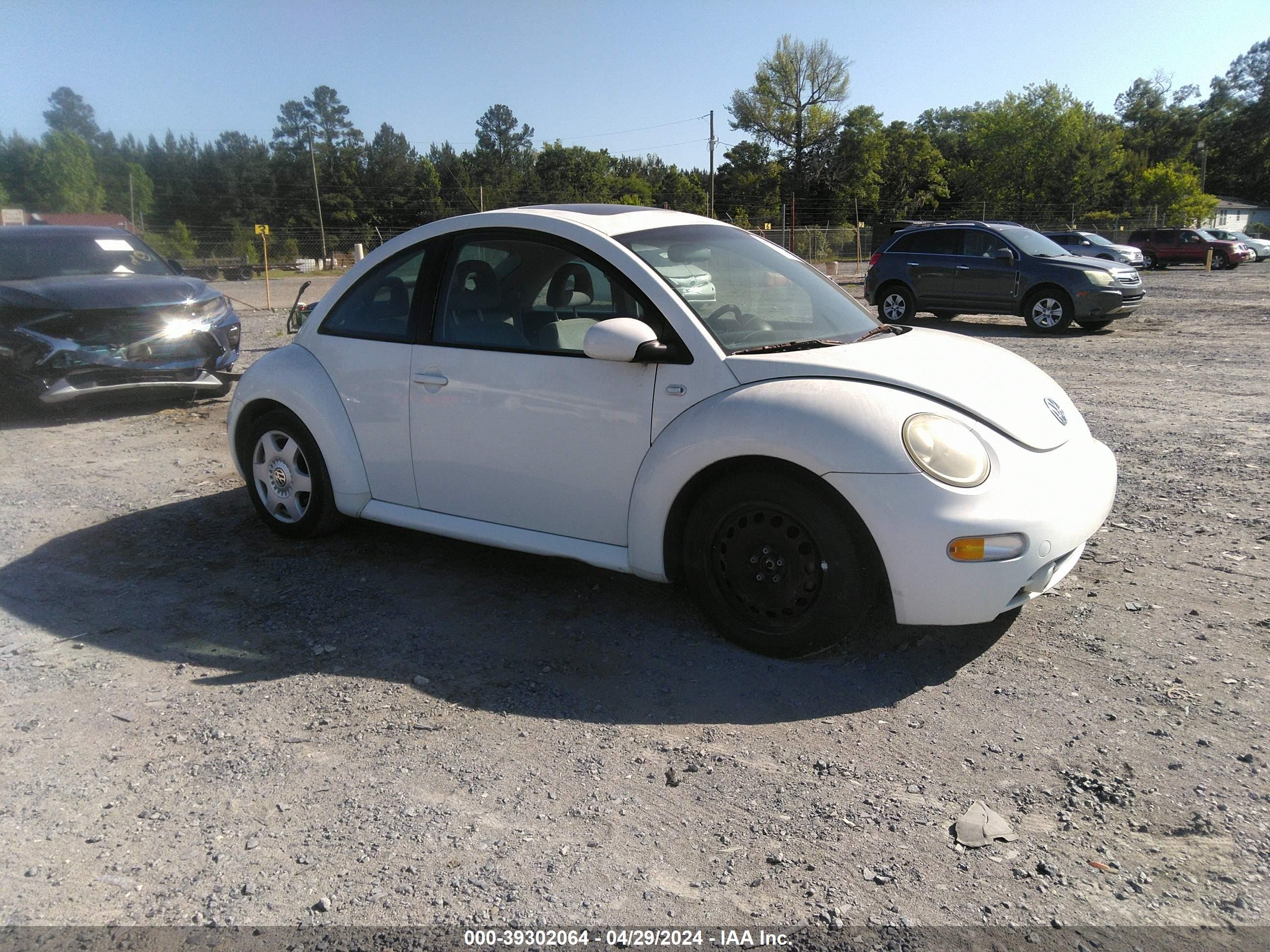 VOLKSWAGEN BEETLE 2001 3vwcb21c11m437206