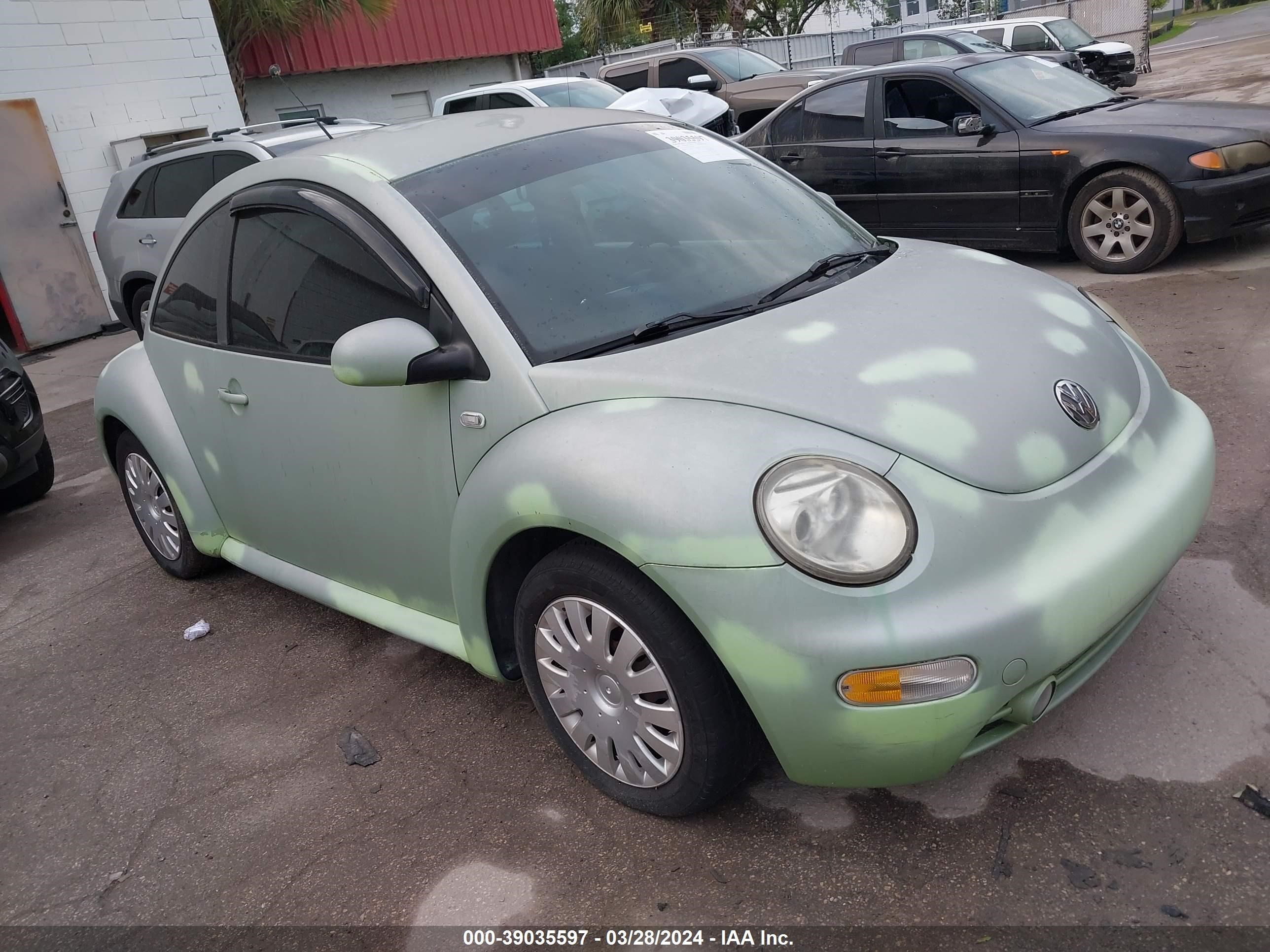 VOLKSWAGEN BEETLE 2001 3vwcb21c61m470329