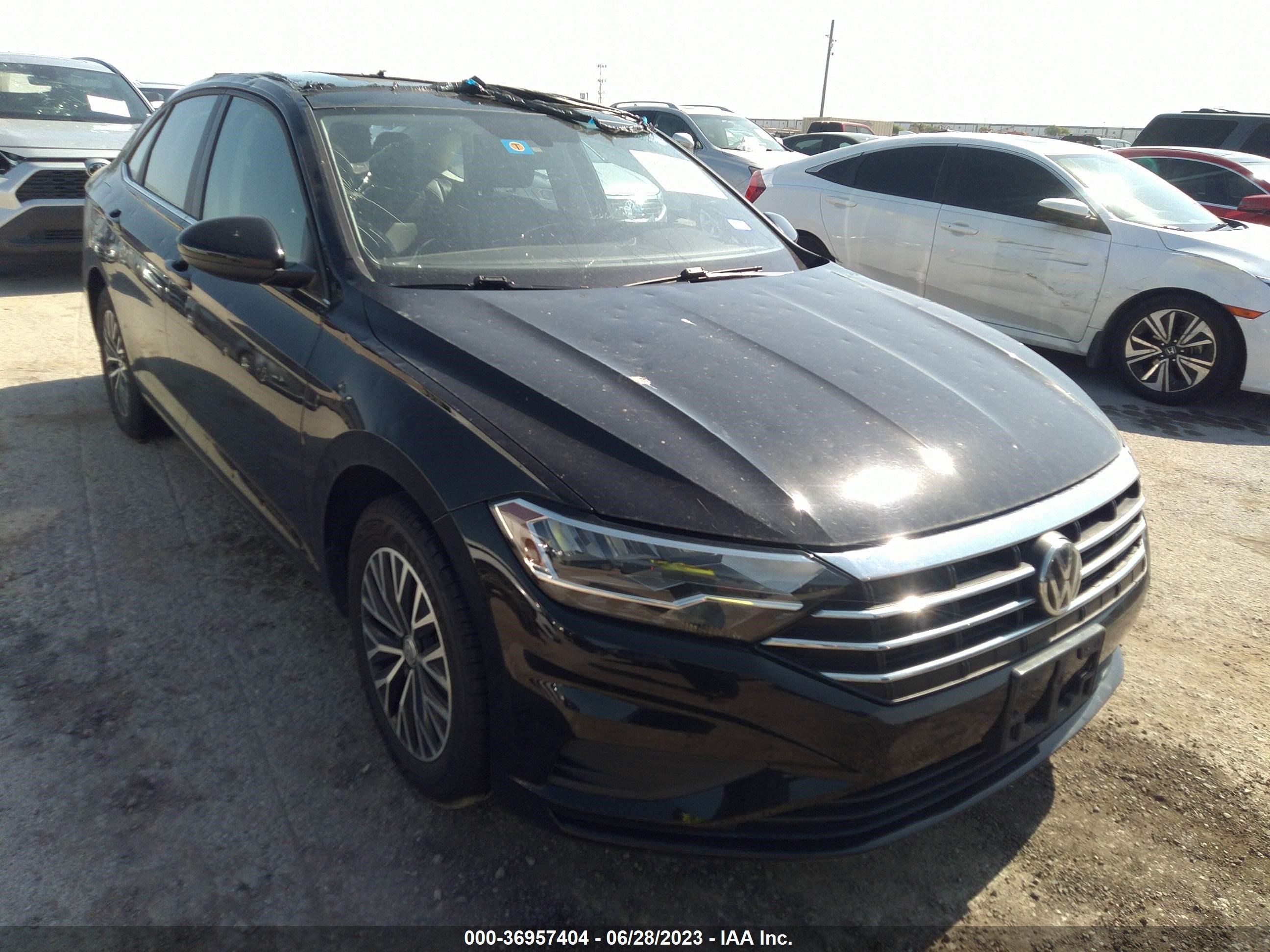 VOLKSWAGEN JETTA 2019 3vwcb7bu2km186010