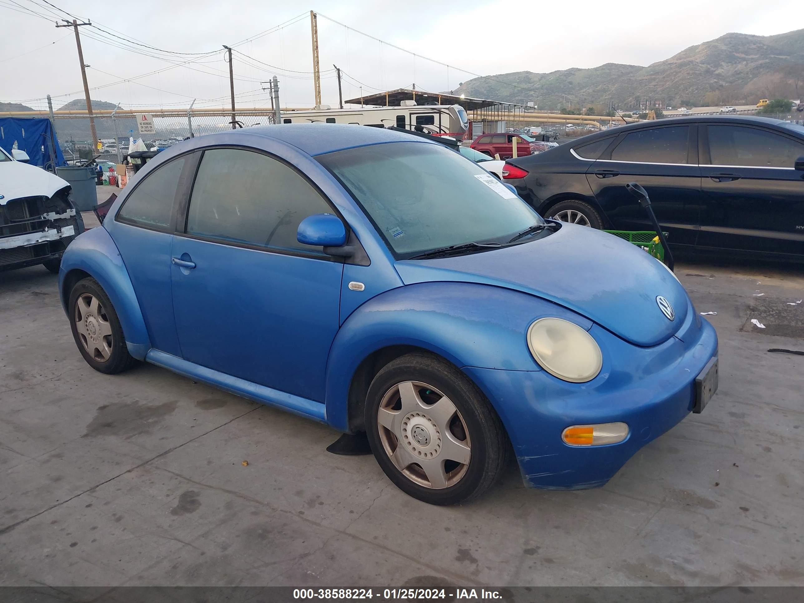 VOLKSWAGEN BEETLE 1999 3vwcc21c0xm426090