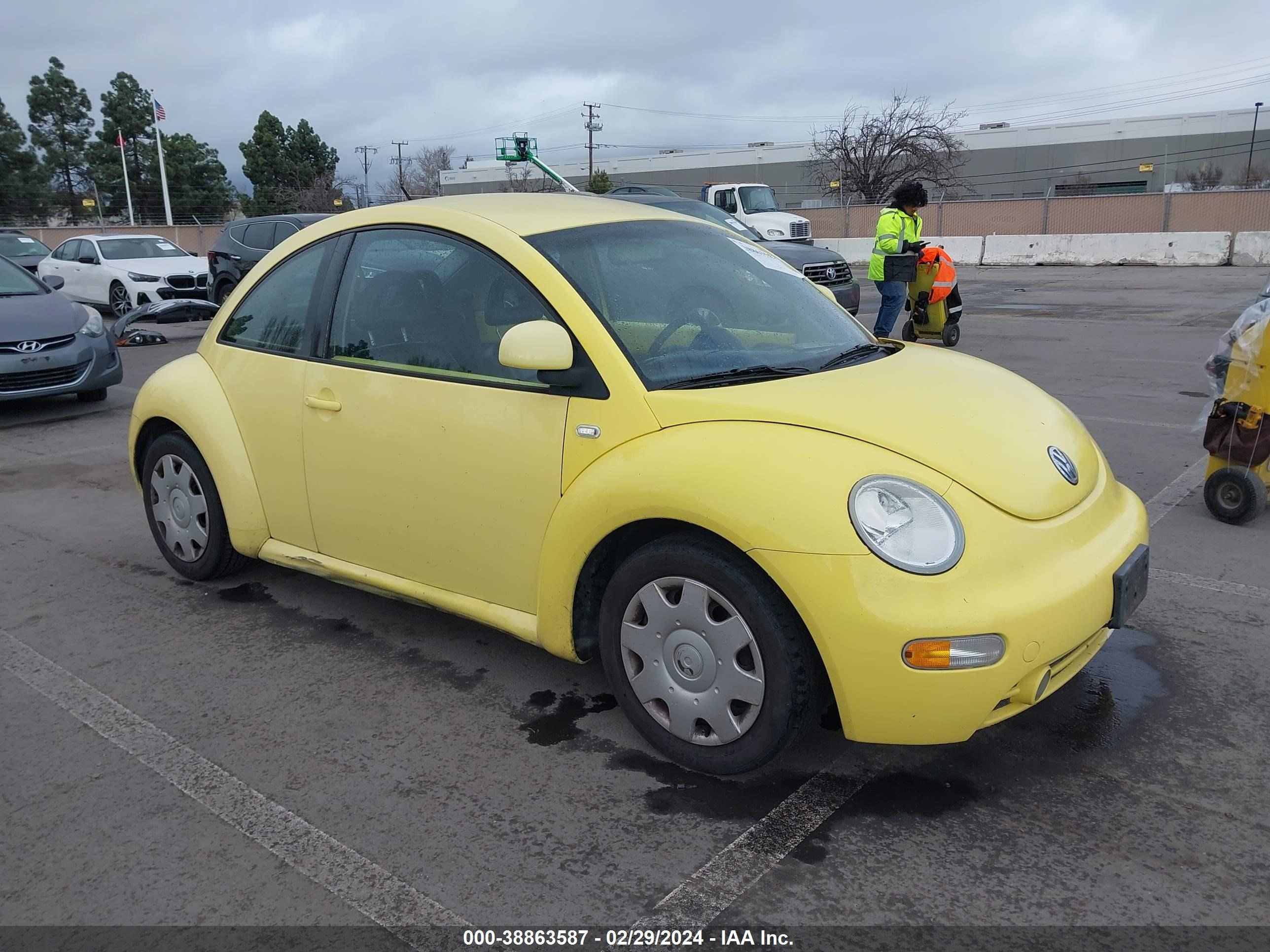 VOLKSWAGEN BEETLE 2000 3vwcc21c0ym445806