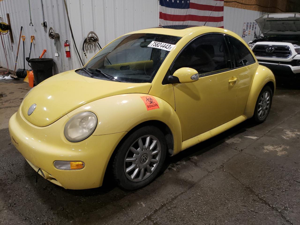 VOLKSWAGEN BEETLE 2005 3vwcr31c15m403399