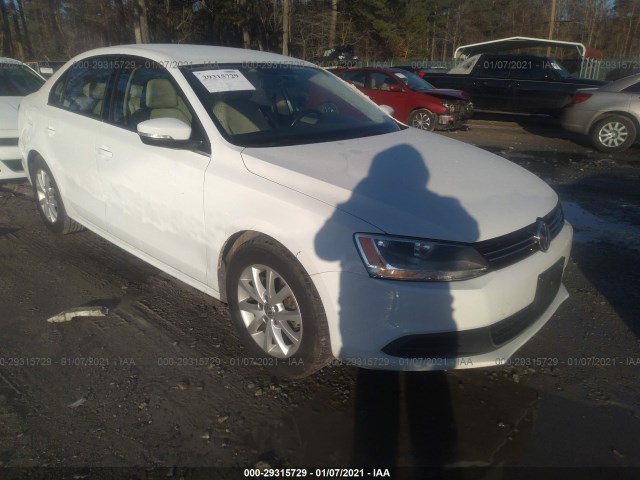 VOLKSWAGEN NULL 2014 3vwd07aj3em430902