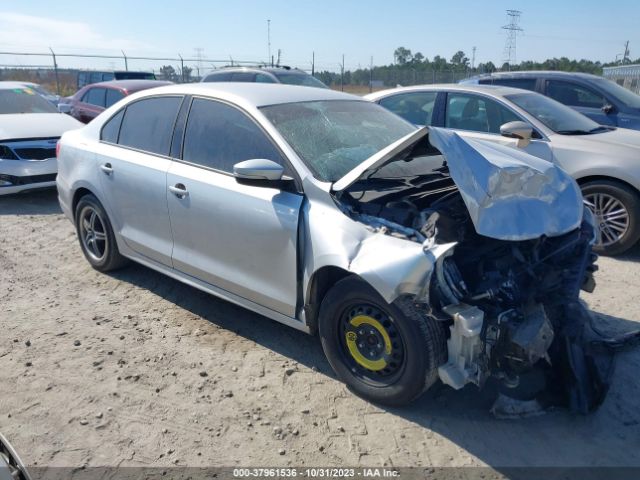 VOLKSWAGEN JETTA 2014 3vwd07aj4em215321