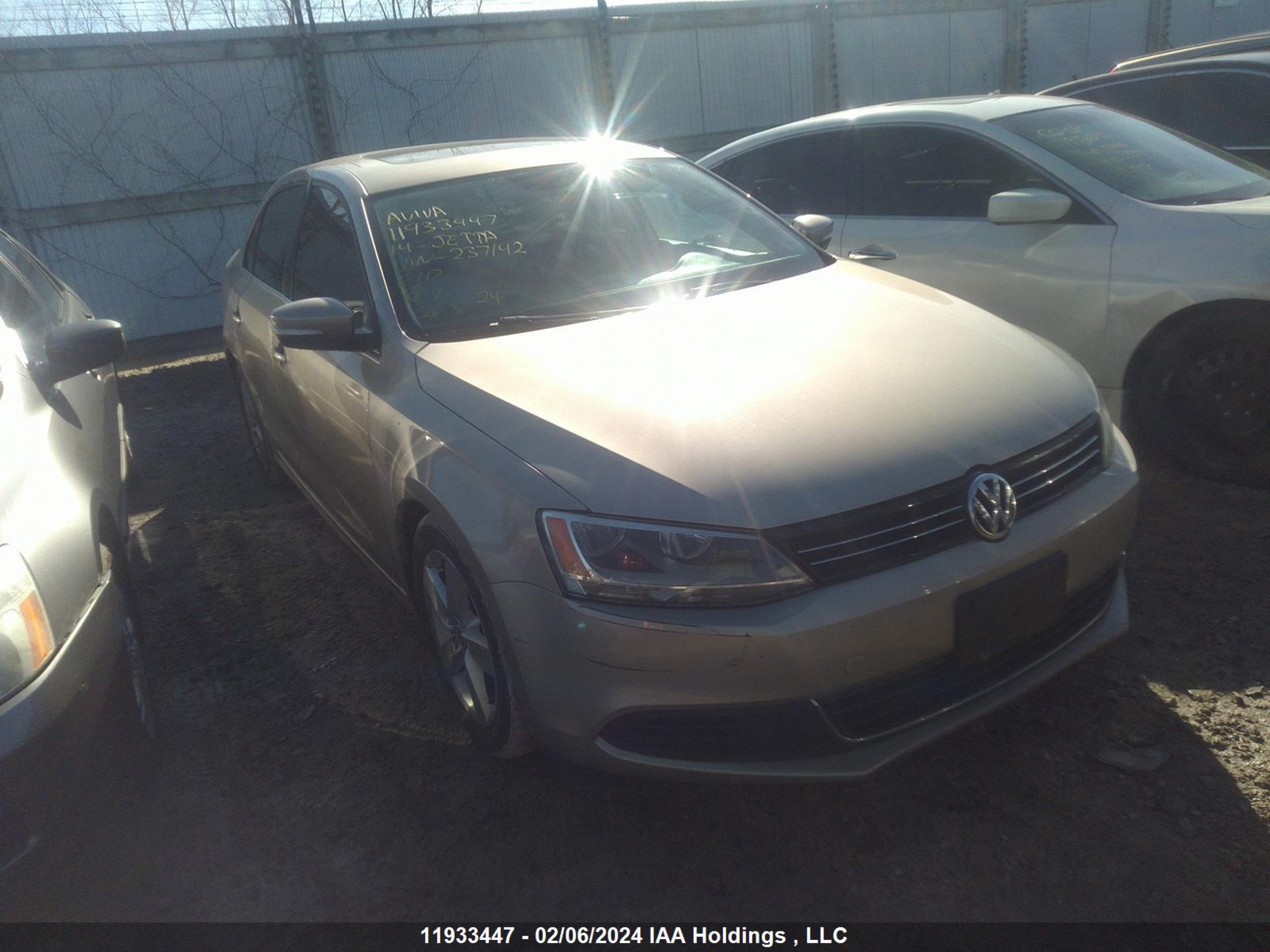 VOLKSWAGEN JETTA 2014 3vwd07aj4em237142