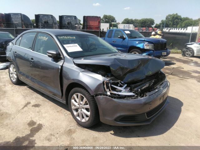 VOLKSWAGEN NULL 2014 3vwd07aj4em400971