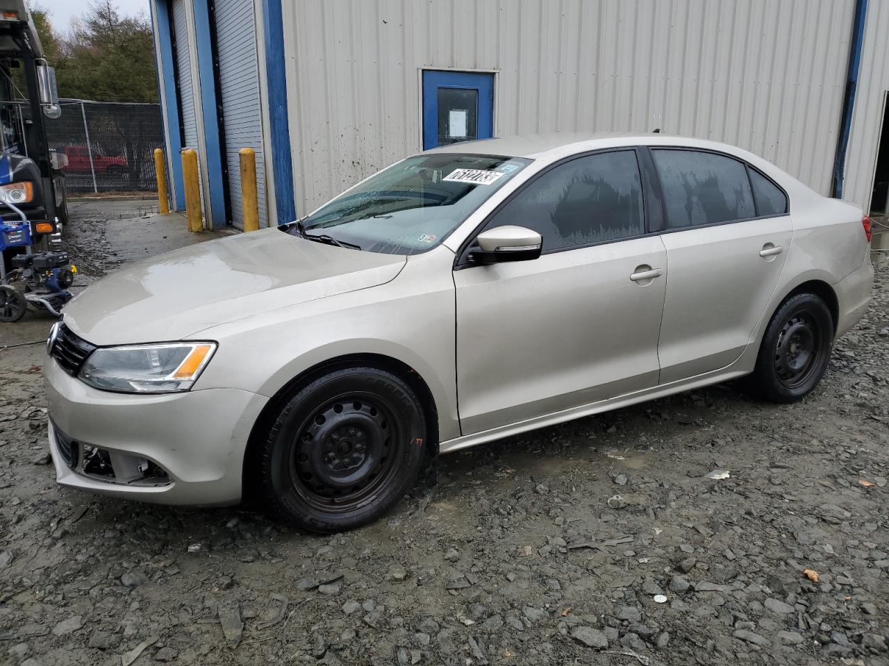 VOLKSWAGEN JETTA 2014 3vwd17aj1em272847