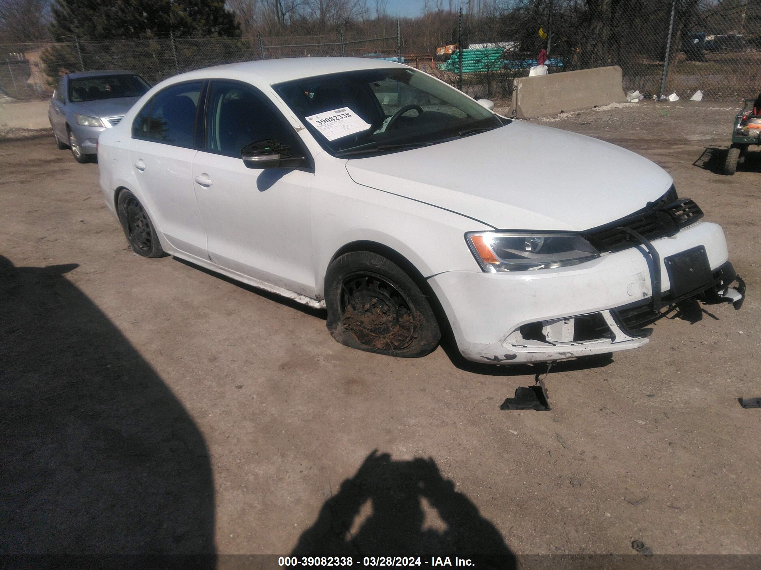 VOLKSWAGEN JETTA 2014 3vwd17aj1em285100