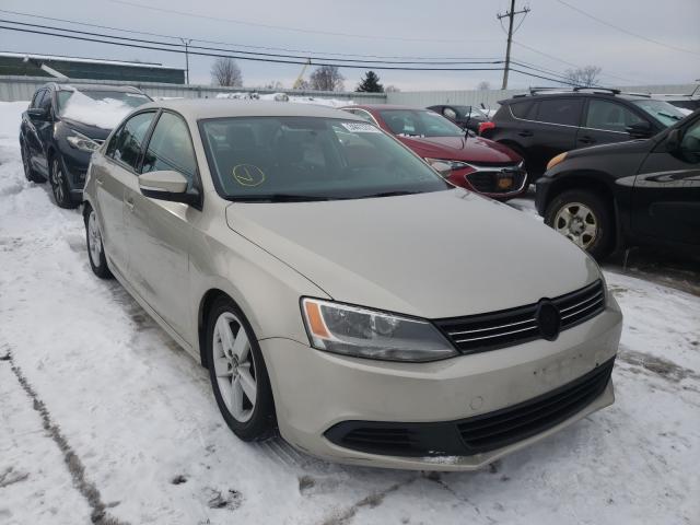 VOLKSWAGEN JETTA SE 2014 3vwd17aj1em294105