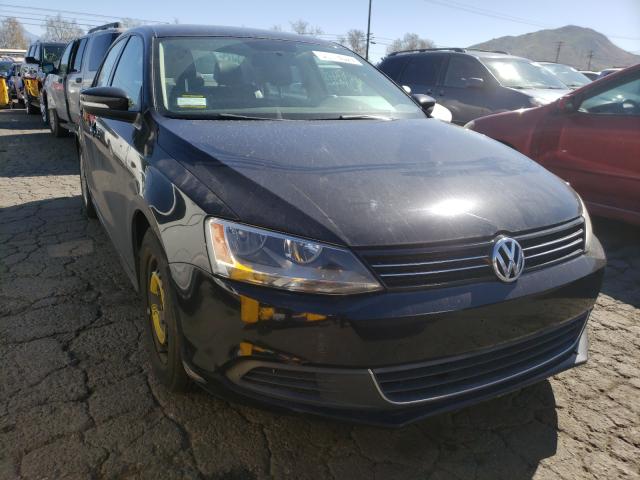 VOLKSWAGEN NULL 2014 3vwd17aj1em398349