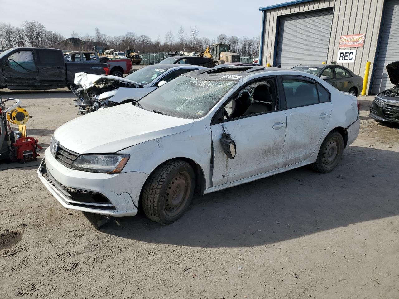 VOLKSWAGEN JETTA 2018 3vwd17aj2jm235946