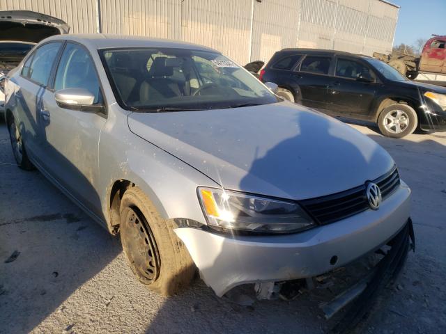 VOLKSWAGEN NULL 2014 3vwd17aj3em359438