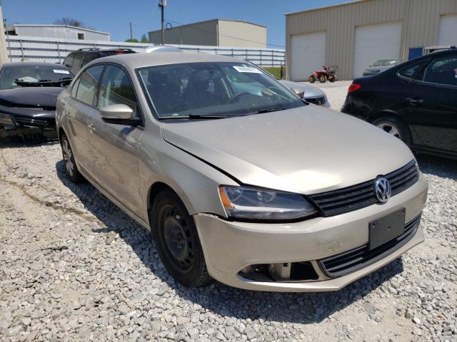 VOLKSWAGEN NULL 2014 3vwd17aj4em280313