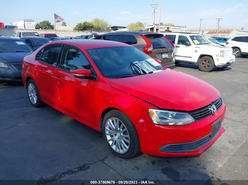 VOLKSWAGEN JETTA 2014 3vwd17aj4em415726