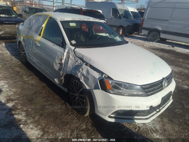 VOLKSWAGEN NULL 2016 3vwd17aj4gm273896