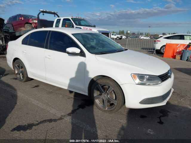 VOLKSWAGEN JETTA 2014 3vwd17aj5em240130