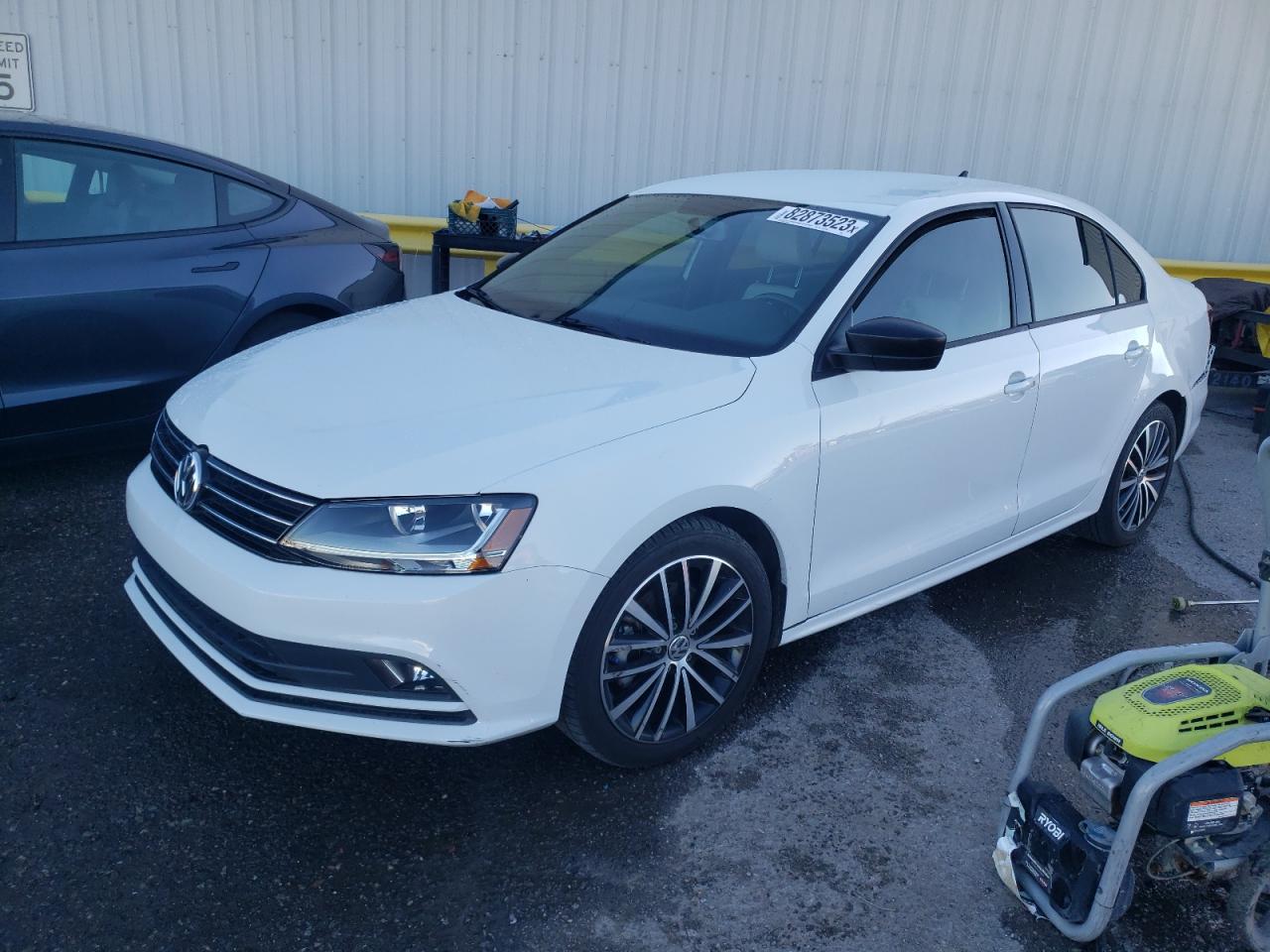 VOLKSWAGEN JETTA 2017 3vwd17aj5hm299313