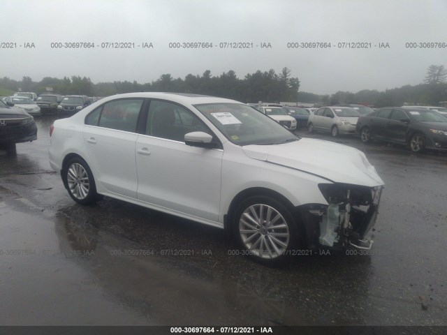 VOLKSWAGEN NULL 2015 3vwd17aj6fm252059